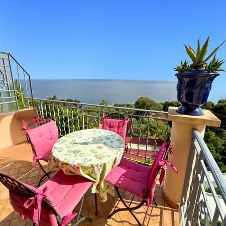 Splendid View, Rickeys Appartamento